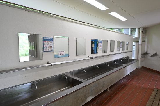 洗面所（棟間）